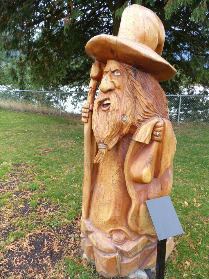Hope chainsaw wood carving