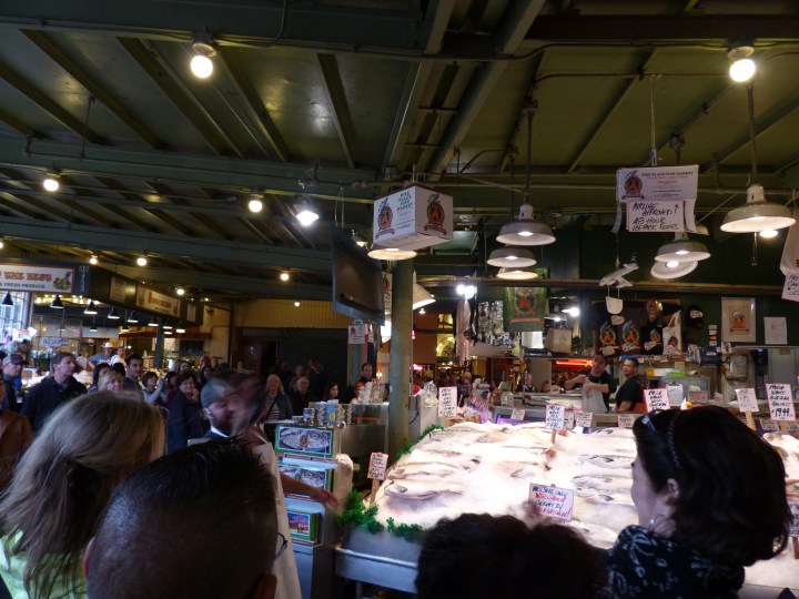 Flying fish Pike Place Fish Market