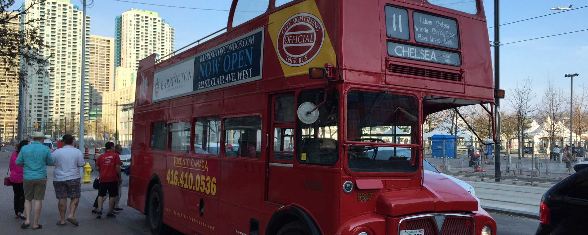 Sightseeing bus Toronto