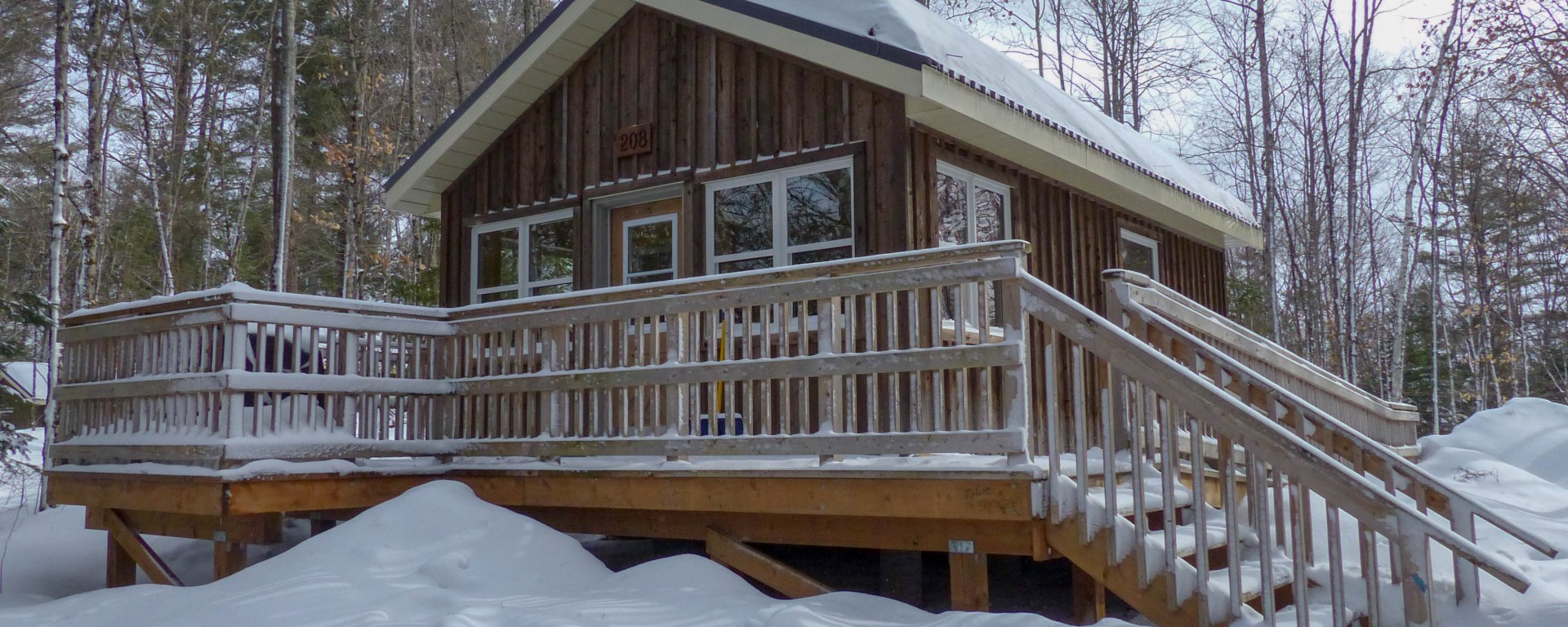 Silent Lake Provincial Park camp cabin